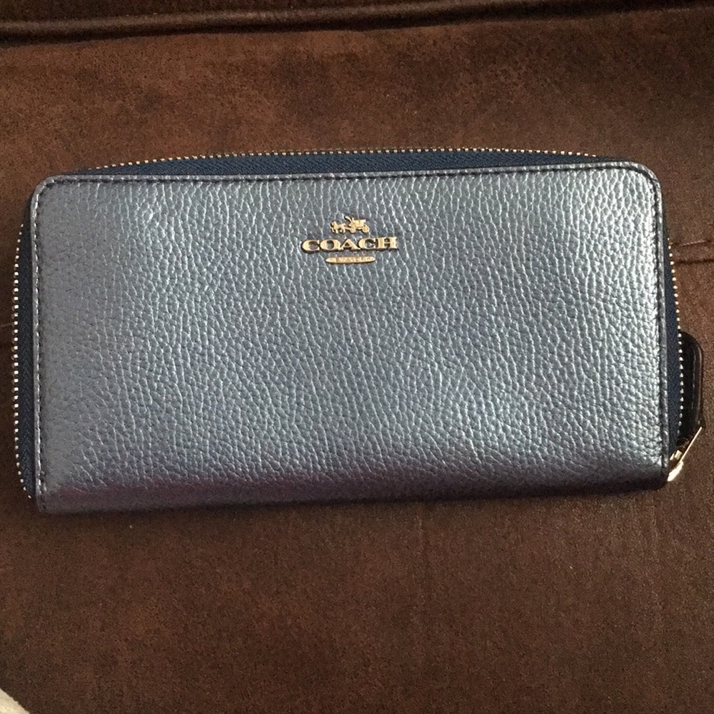 Authentic Coach Wallet